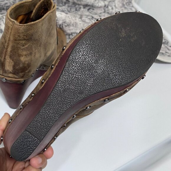 Dr. Scholl's Original Collection Leather Wedge Booties in Brown  Size 7.5 - Picture 8 of 8